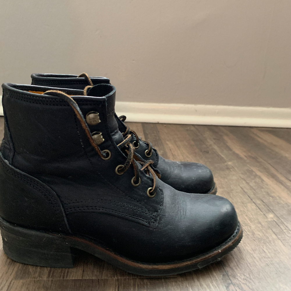 FRYE Boots, Size 6.5
